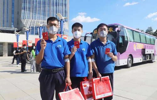 无偿献血传递爱 国企聚力显担当