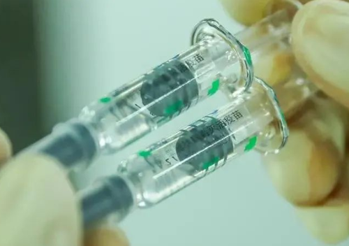 接种新冠病毒疫苗加强针后，多久能献血？