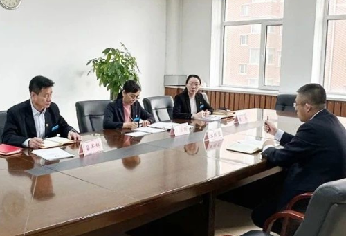 长春市中心血站理论学习中心组召开2023年第一次集体学习会议