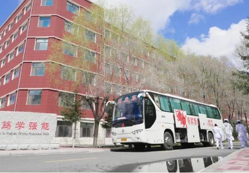 高校献血季丨长春科技学院：让青春在奉献中绽放别样光彩